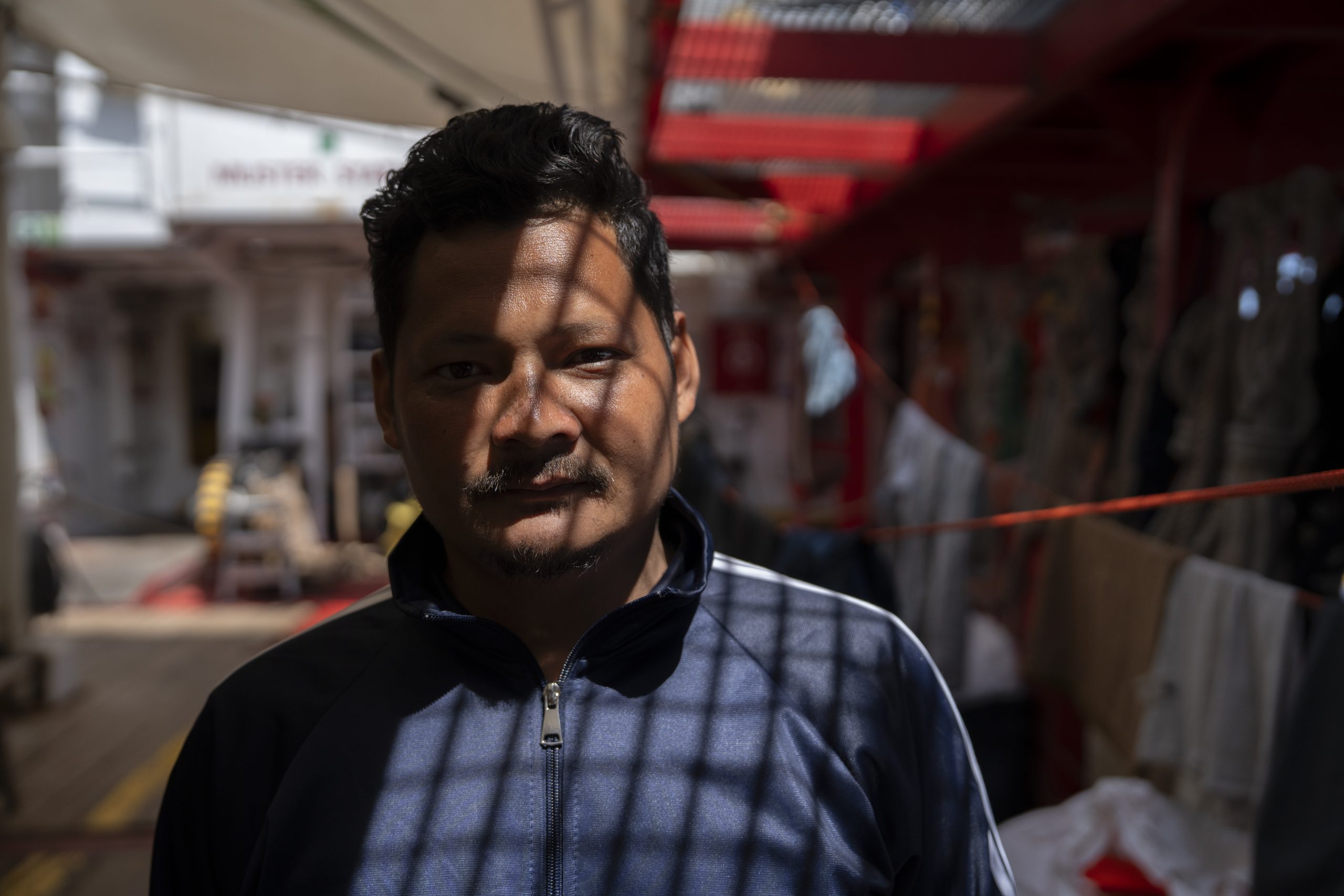 Quando casa non è più un luogo sicuro: il viaggio di *Nirvan dal Nepal all’Europa